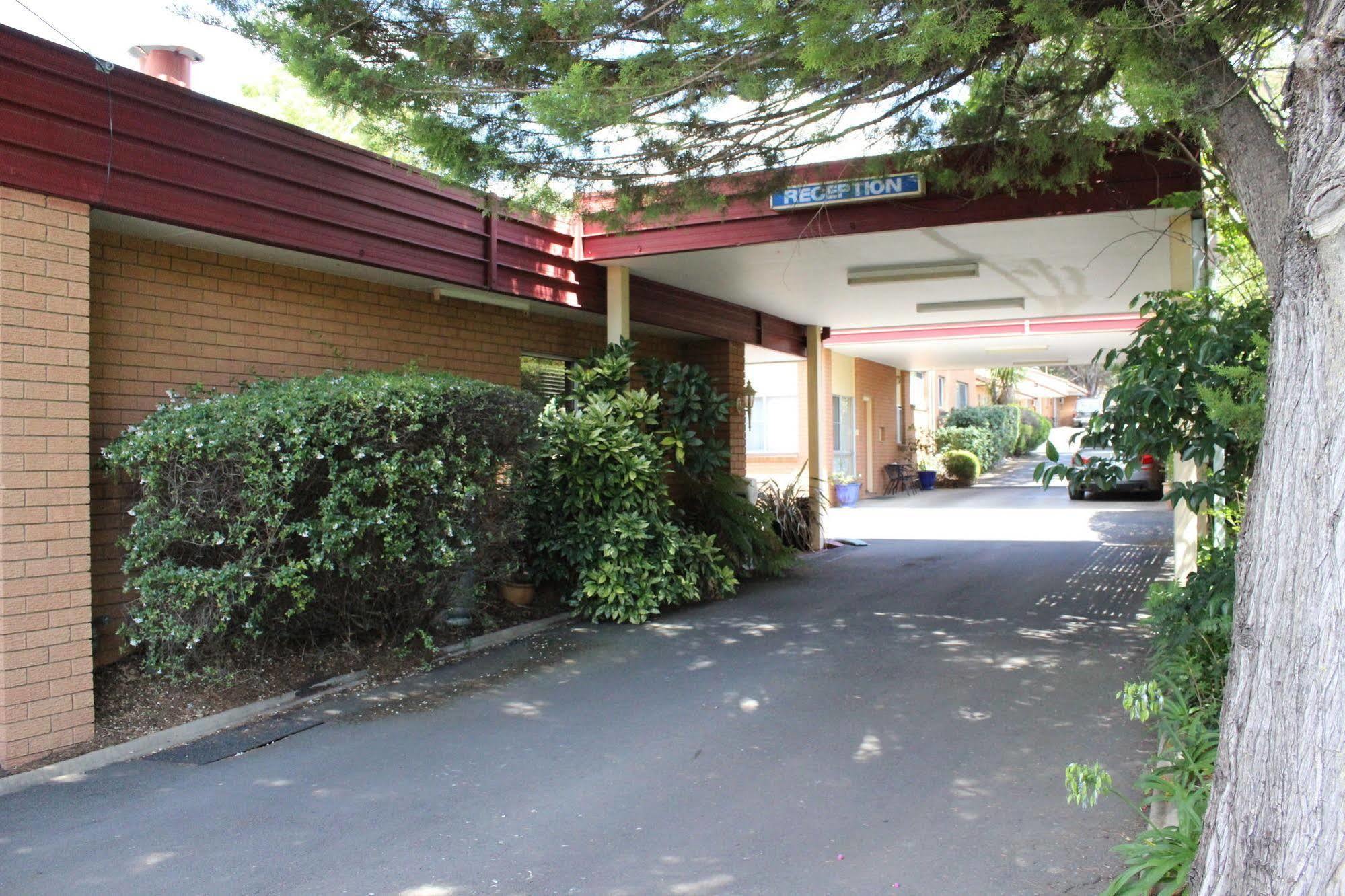 Westwood Motor Inn Armidale Ngoại thất bức ảnh